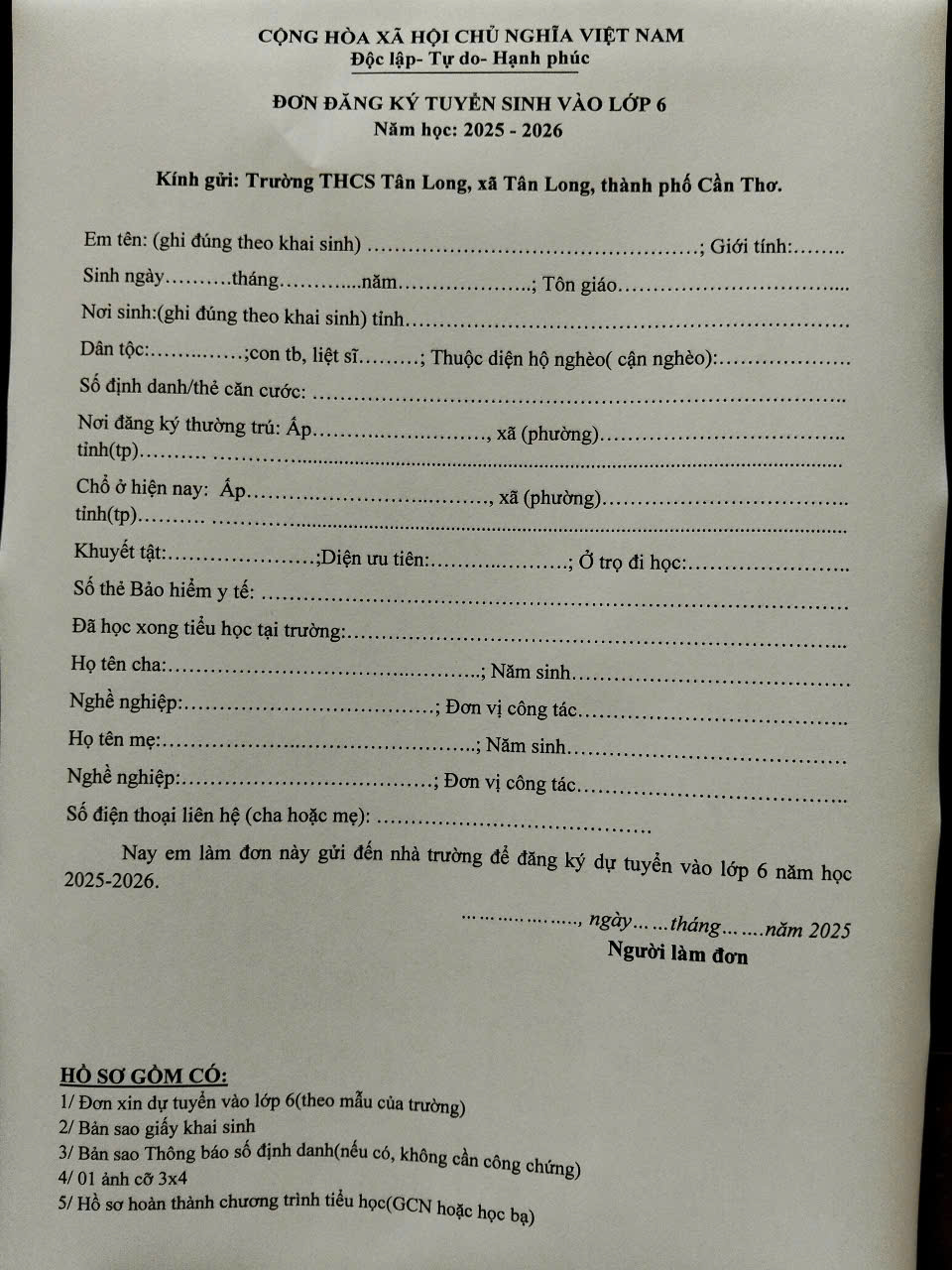 Đơn tuyển sinh lớp 6 năm học 2025-2026
