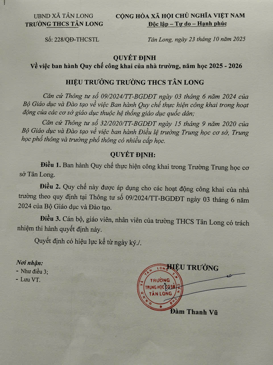 QUYẾT ĐỊNH BAN HÀNH QUY CHẾ CÔNG KHAI CỦA TRƯỜNG THCS TÂN LONG NĂM HỌC 2025-2026